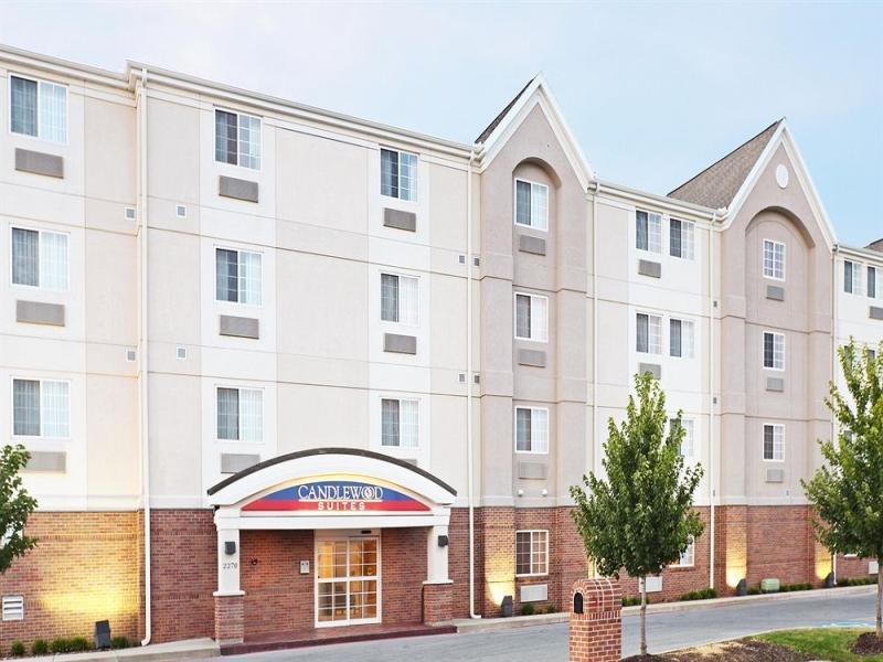 Candlewood Suites Fayetteville, An Ihg Hotel Exterior photo