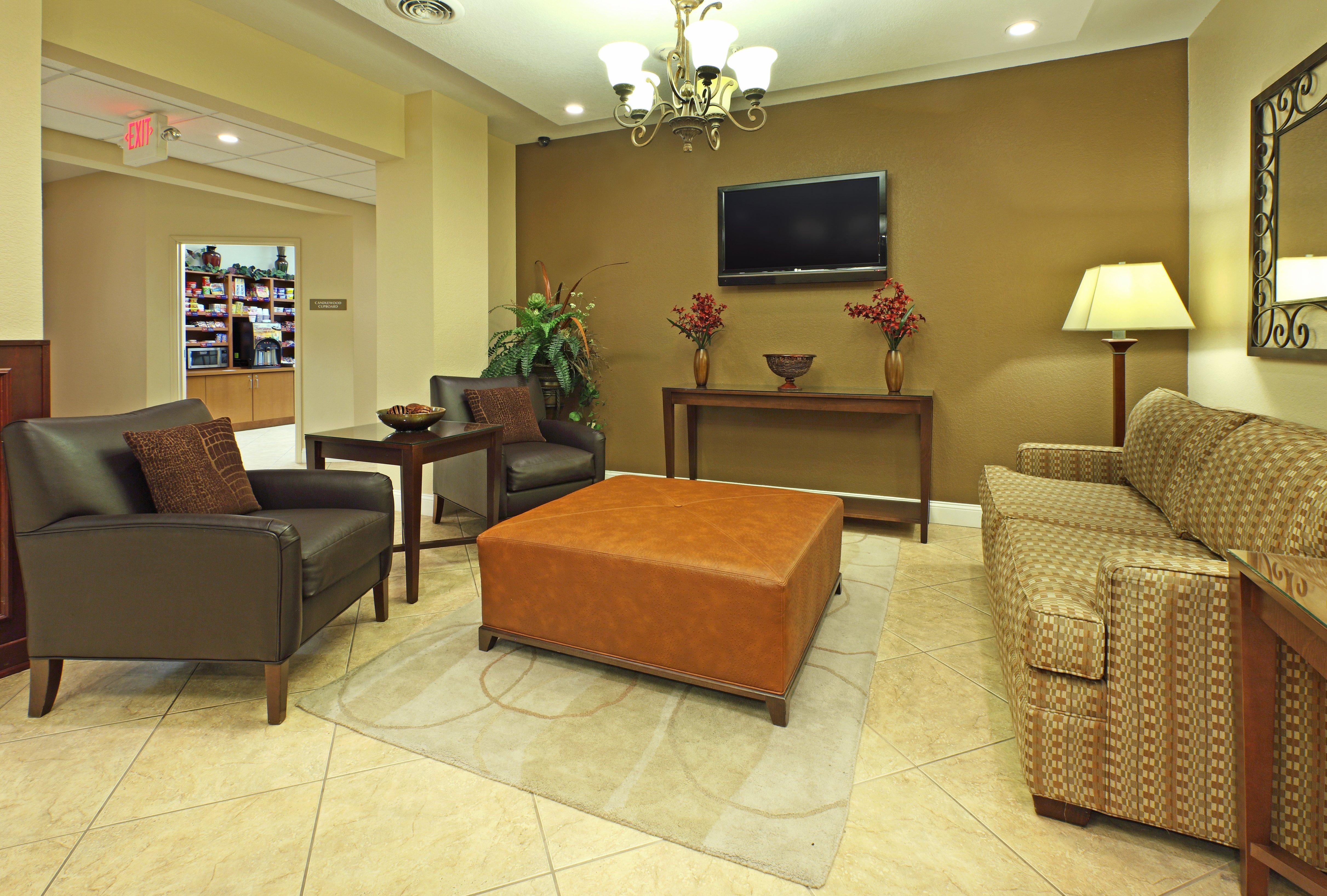 Candlewood Suites Fayetteville By Ihg Interior photo