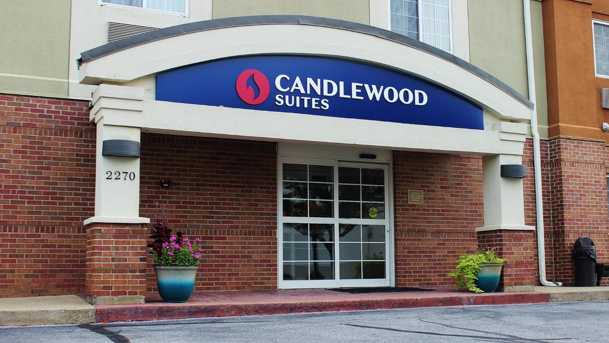 Candlewood Suites Fayetteville, An Ihg Hotel Exterior photo